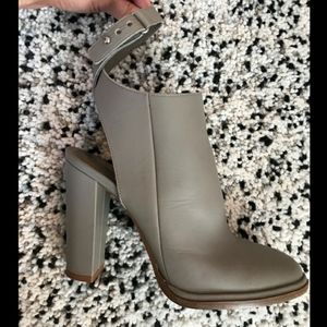 Vince Leather open heal bootie